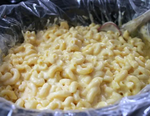 Slow Cooker Mac and Cheese Recipe