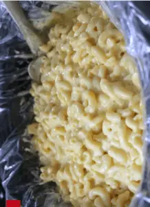 Slow Cooker Macaroni and Cheese